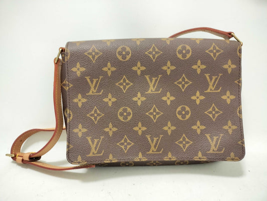 LOUIS VUITTON Monogram Shoulder Bag