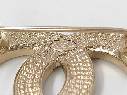 CHANEL BROOCH