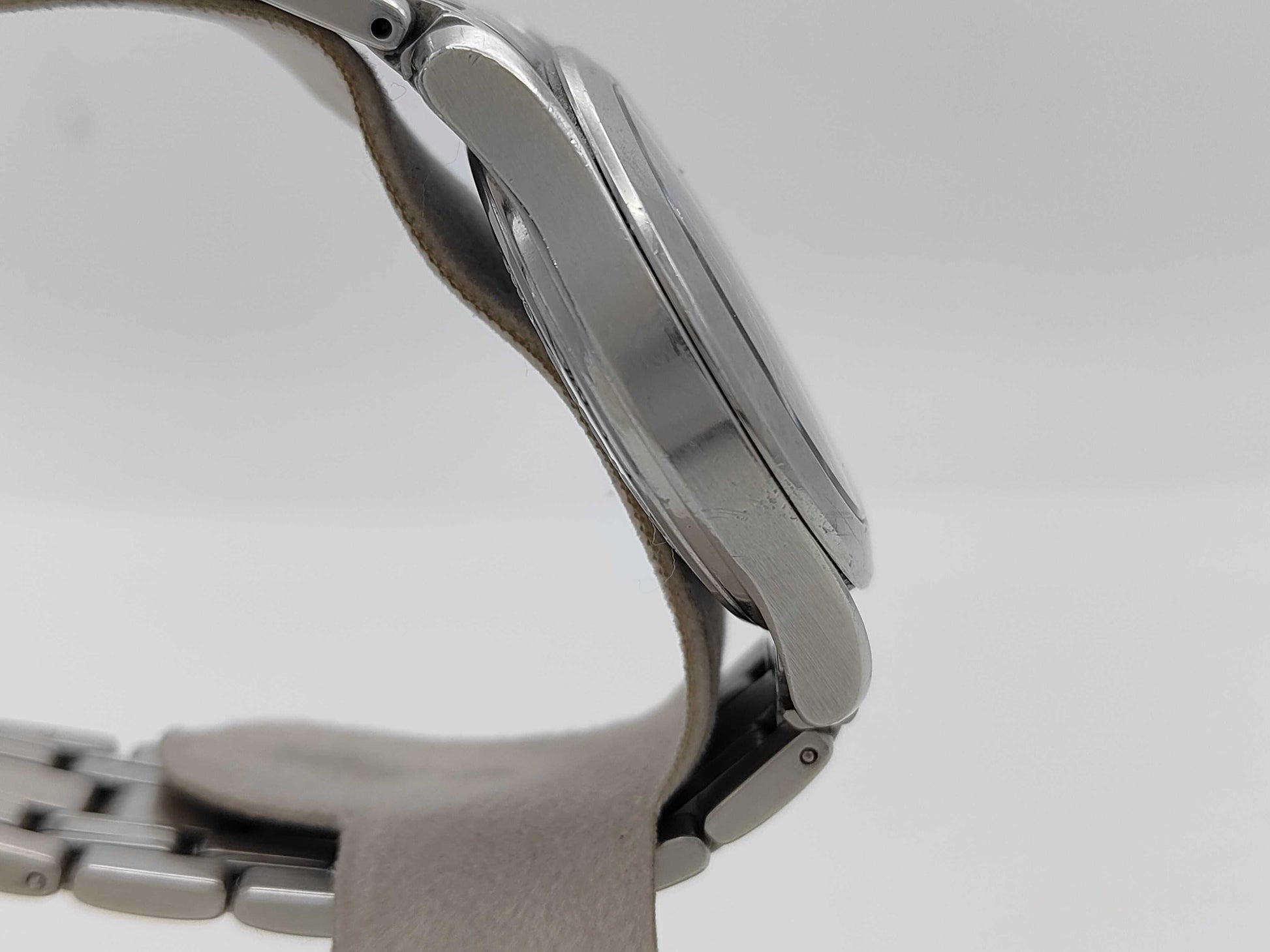 OMEGA 2511.80 54142705 Navy Dial Quartz Men's Watch