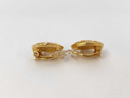 CHANEL Chanel 23 Gold Lion Round Logo Earrings