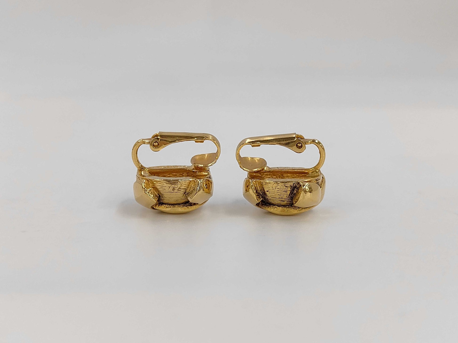 CHANEL Chanel 209 GP Coco Mark Earrings