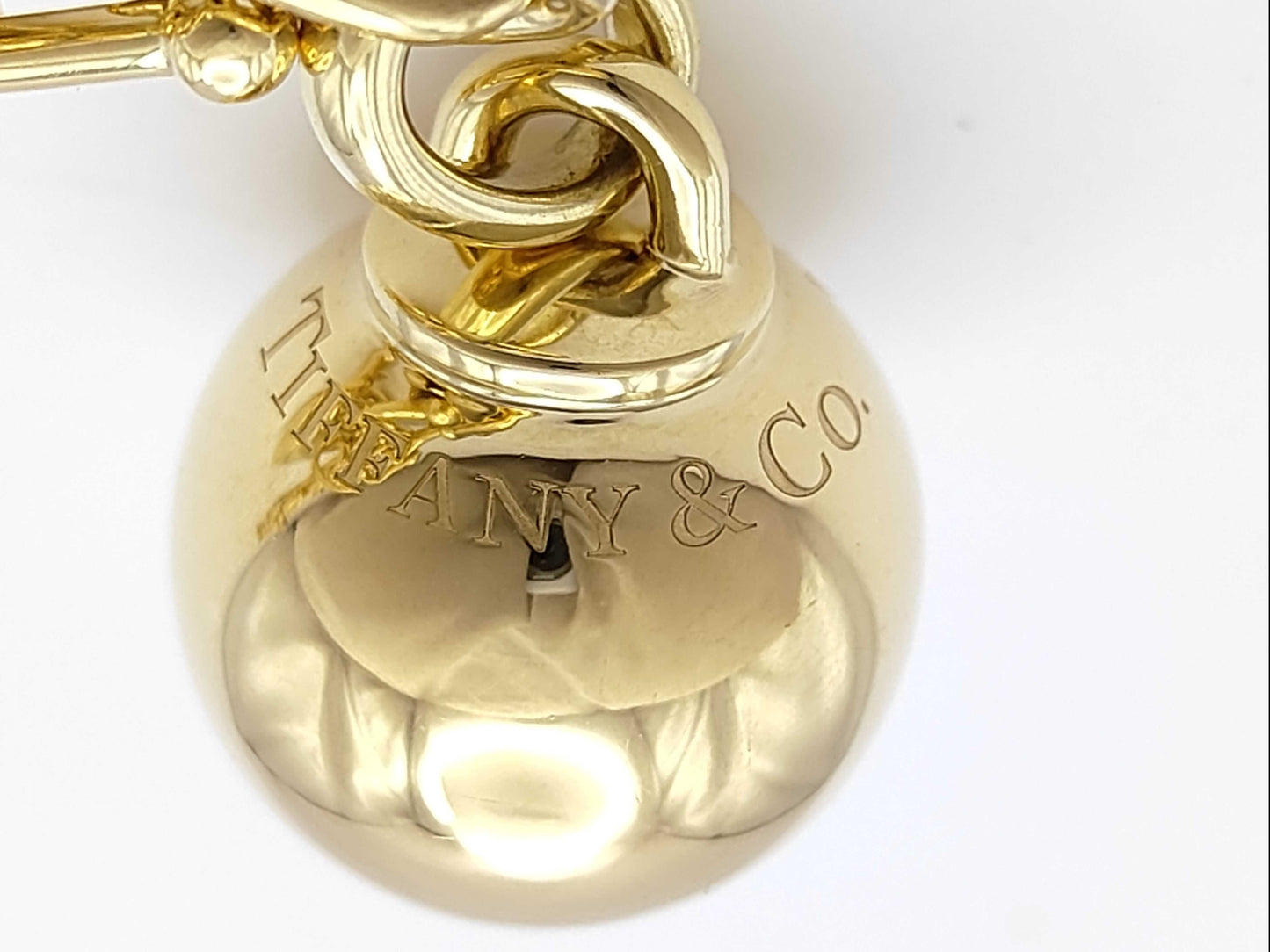 Tiffany & Co. Hardware Wrap Link Bracelet/Bangle in Yellow Gold 750, 48.4g 