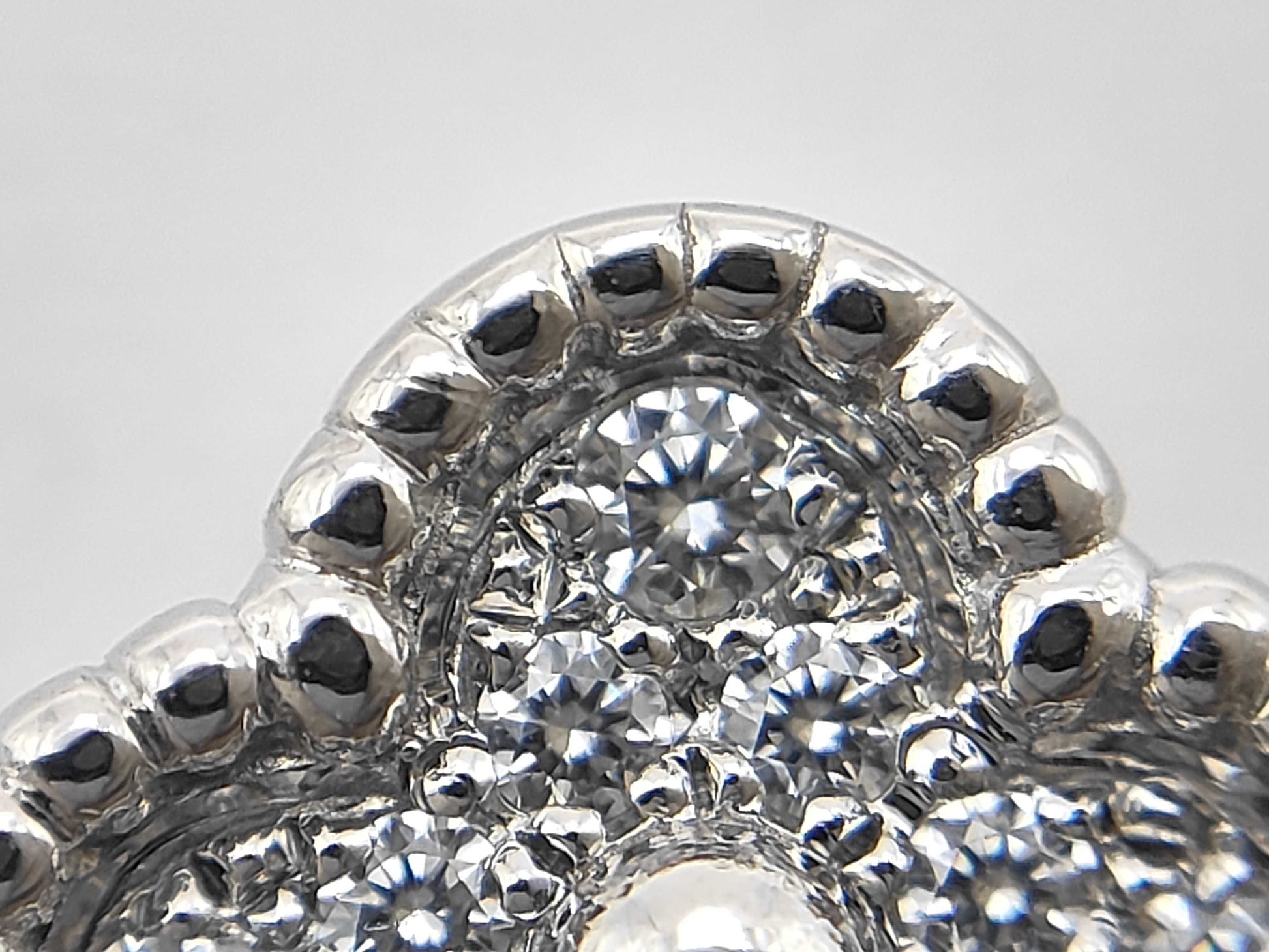 Van Cleef & Arpels Sweet Alhambra Diamond Bracelet in 750 White Gold, 7.8g 