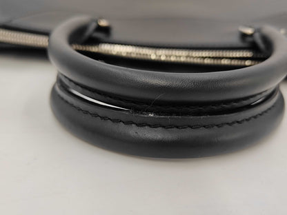 LOUIS VUITTON Epi Porte de Guimingeur M50163 Bag