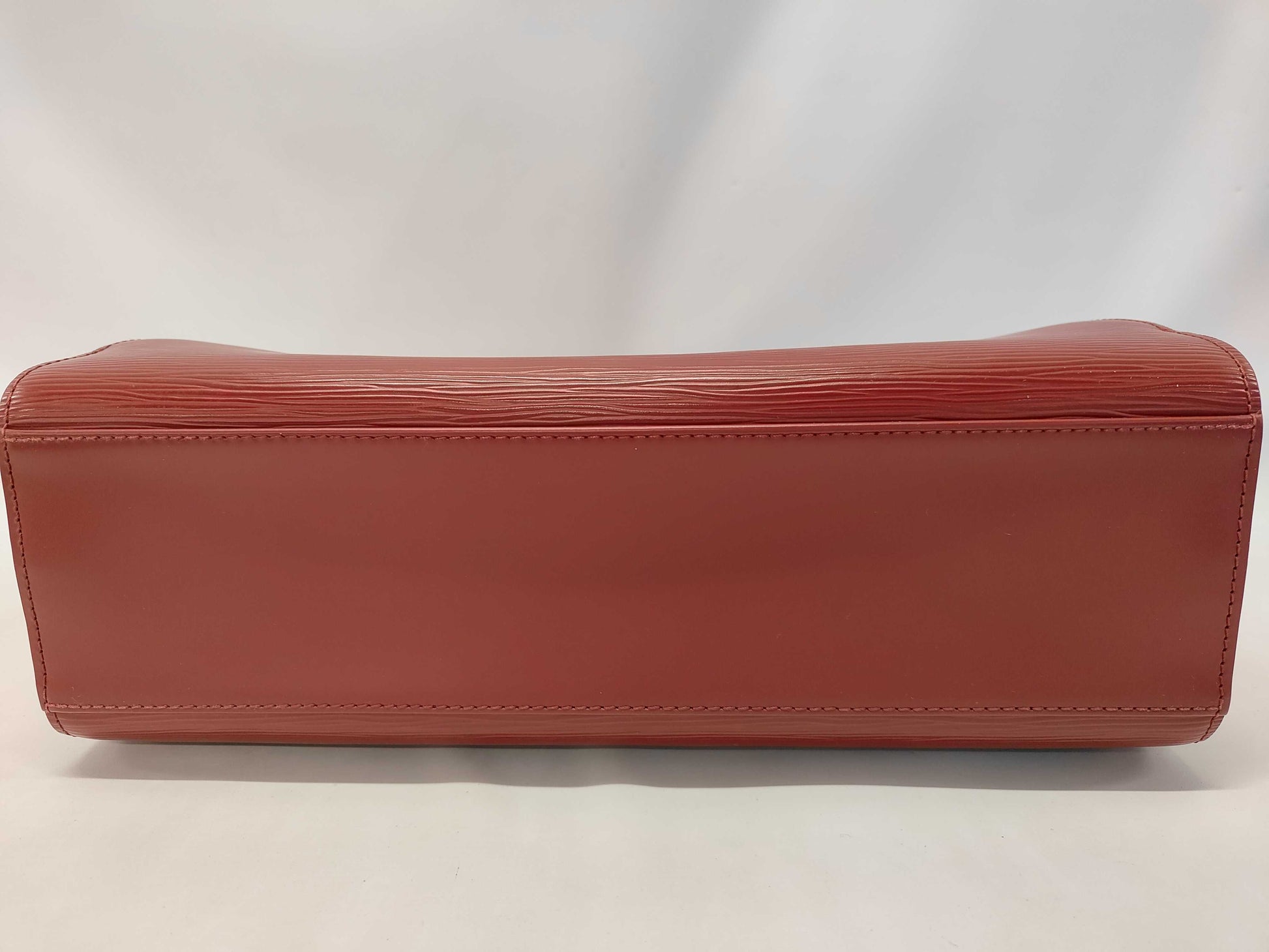 LOUIS VUITTON LV Jasmine Red Handbag