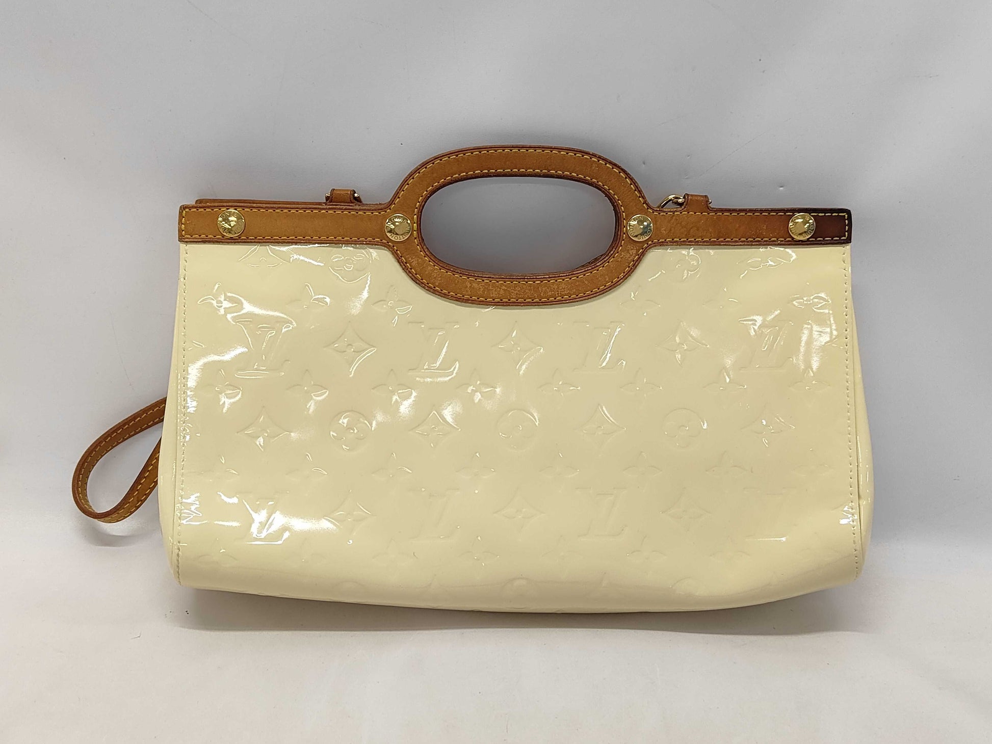 LOUIS VUITTON LV Vernis Roxbury Drive Bag