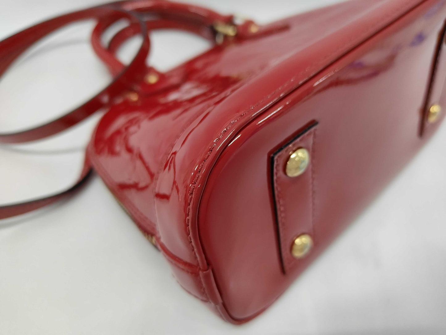LOUIS VUITTON LV Vernis Alma BB Red Handbag