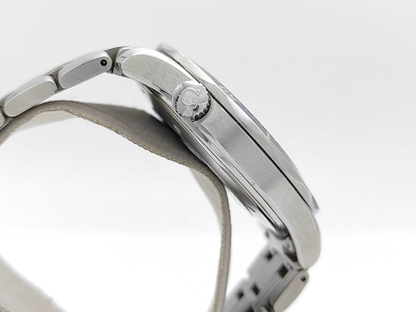 OMEGA 2541.80 58318353 Quartz Men's Watch