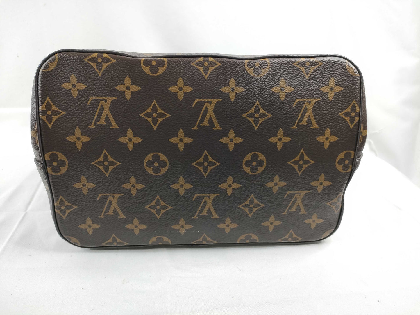 LOUIS VUITTON Monogram NeoNoe Shoulder Bag