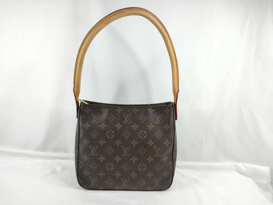 LOUIS VUITTON Monogram LOUIS VUITTON Looping MM Shoulder Bag