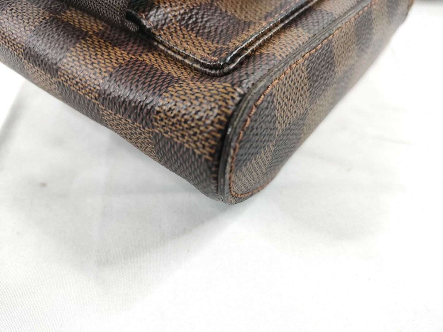 LOUIS VUITTON Damier LOUIS VUITTON Geronimos Shoulder Bag