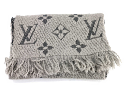 LOUIS VUITTON Echarpe Logomania Scarf