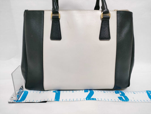 PRADA PRADA Galleria Saffiano Bicolor White and Black Handbag