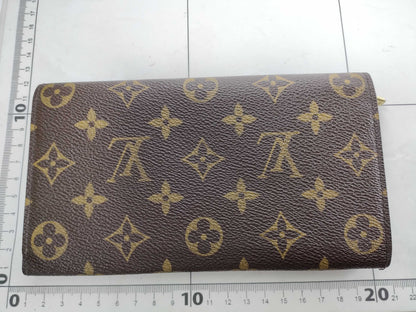 LOUIS VUITTON Monogram Wallet