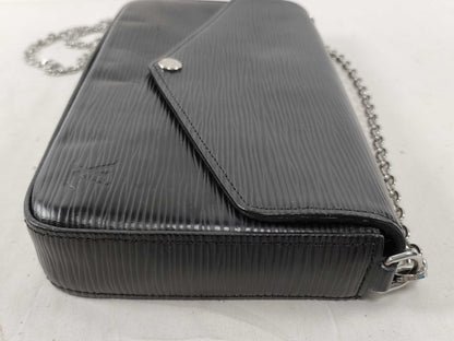 LOUIS VUITTON Epi Louis Vuitton Pochette Felicie Shoulder Bag