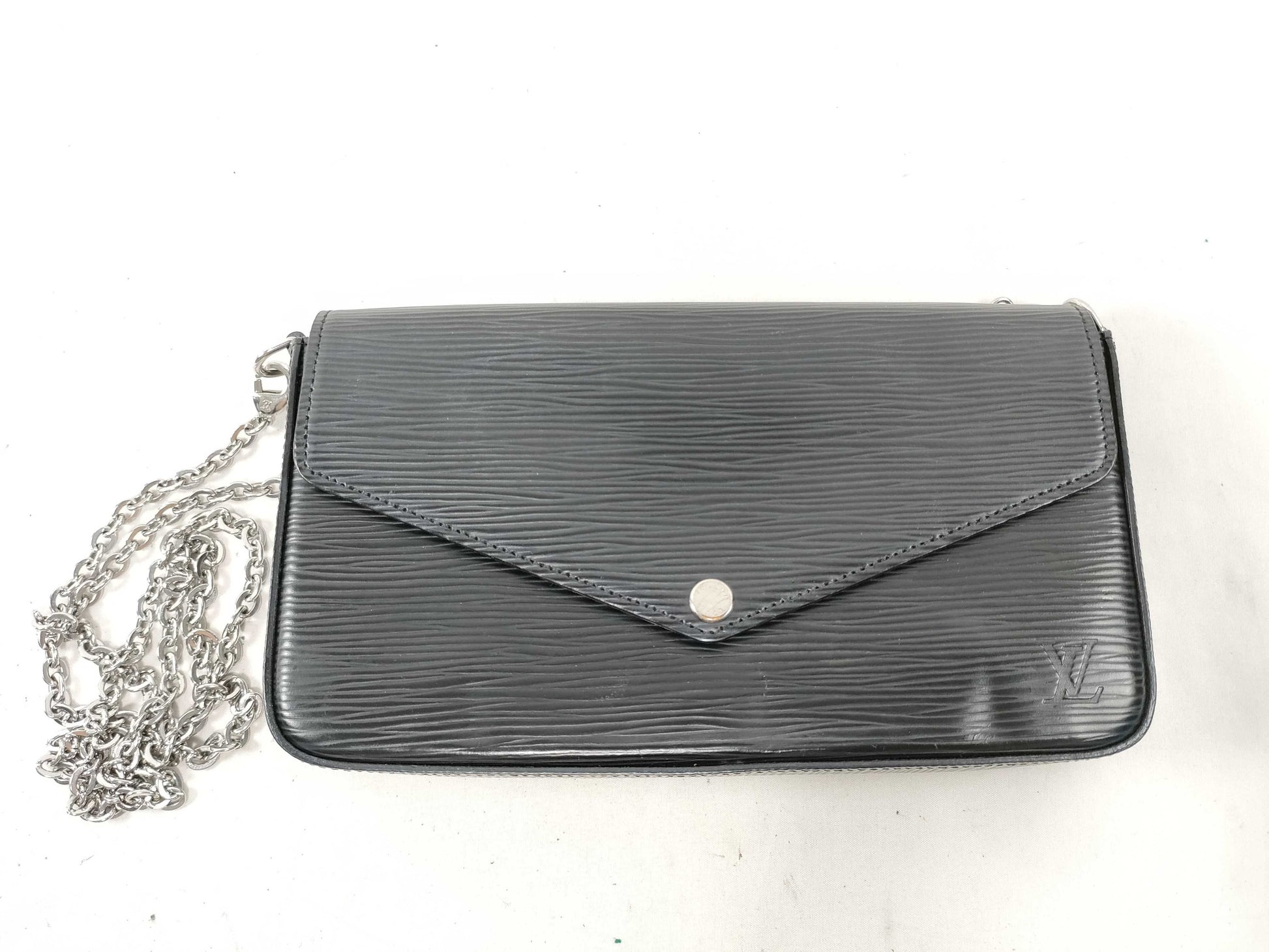 LOUIS VUITTON Epi Louis Vuitton Pochette Felicie Shoulder Bag