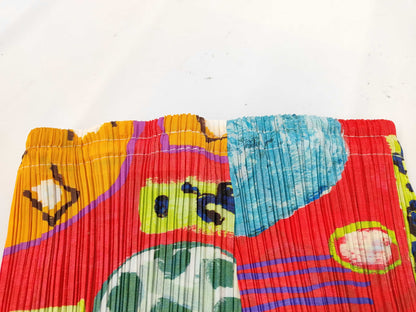 ISSEY MIYAKE Pleats Please all-over print pants