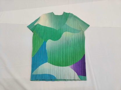 ISSEY MIYAKE Pleats Please all-over print blouse top