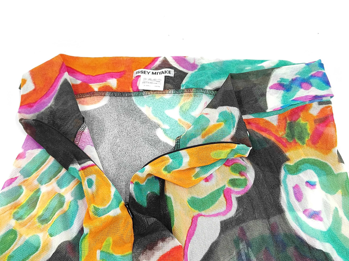 ISSEY MIYAKE Mesh Blouse and Skirt