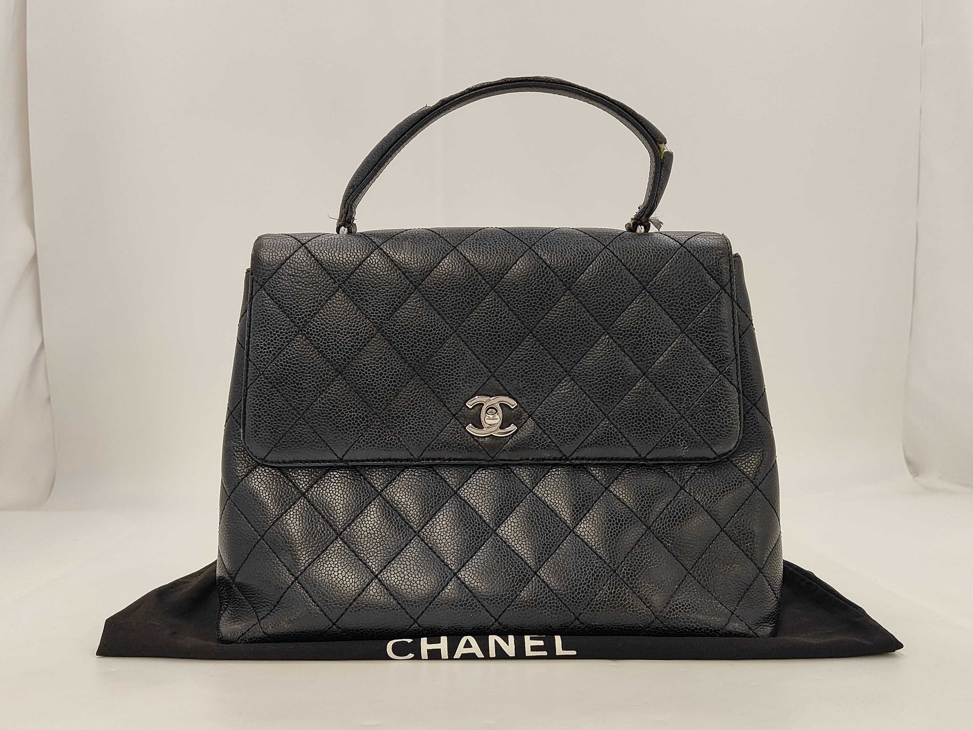 CHANEL Matelasse Handbag in Caviar Leather 6260547 C Galla Handbag