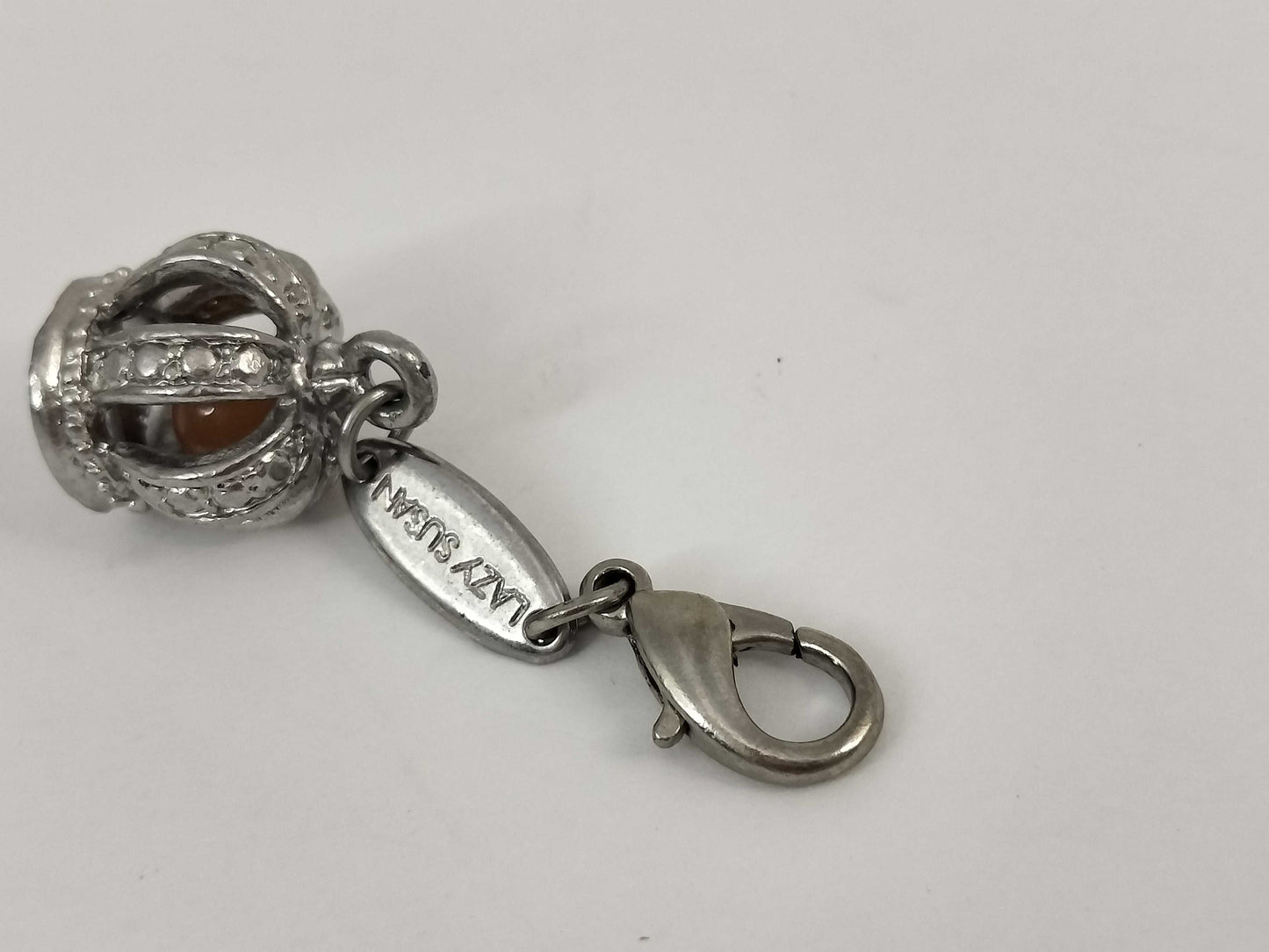 Lazy Susan Charm Key Case/Key Holder