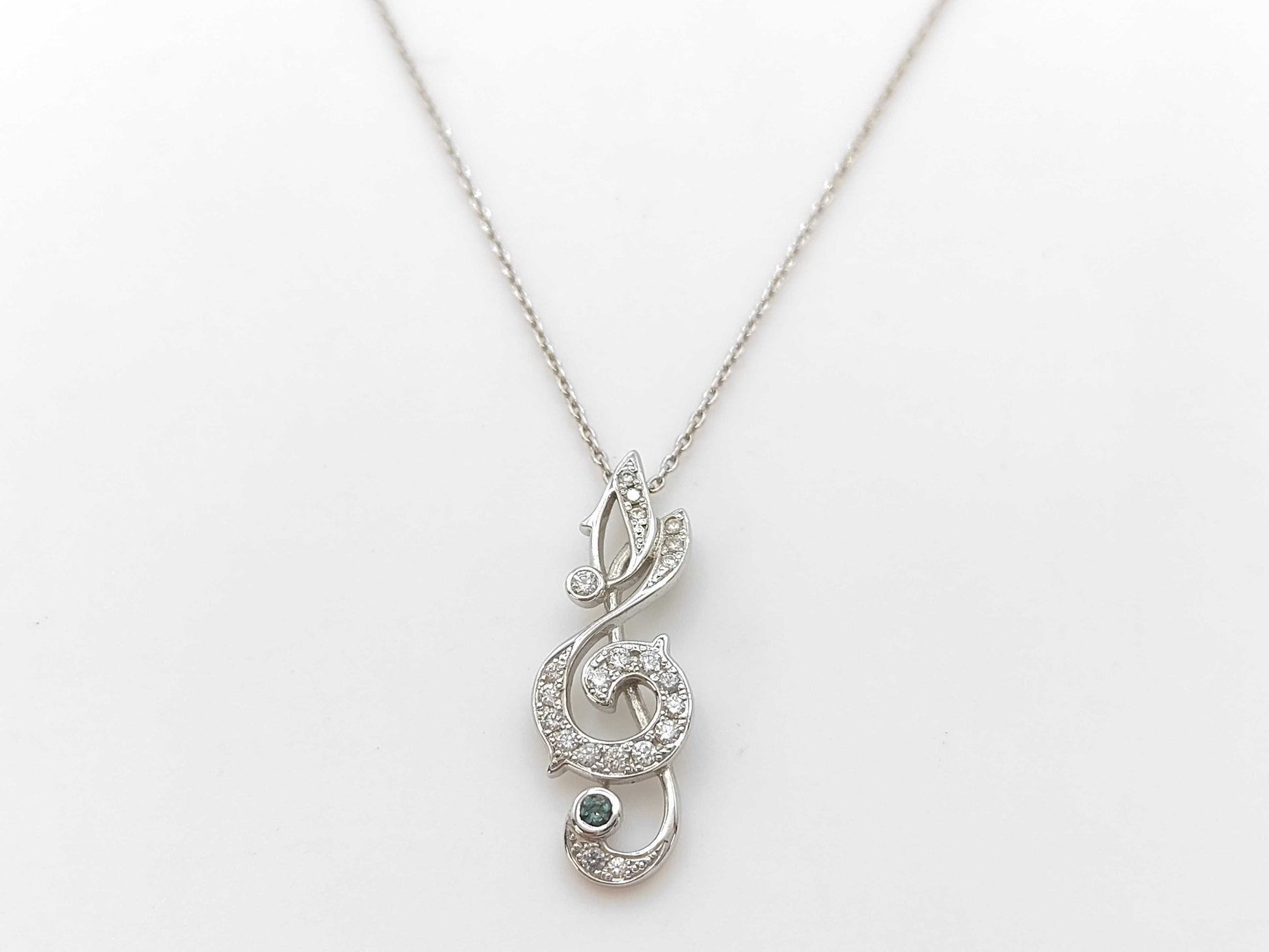 MIKIMOTO Treble Clef Motif Necklace with 0.03ct D0.15ct Colored Stones and 4.1g K18 
