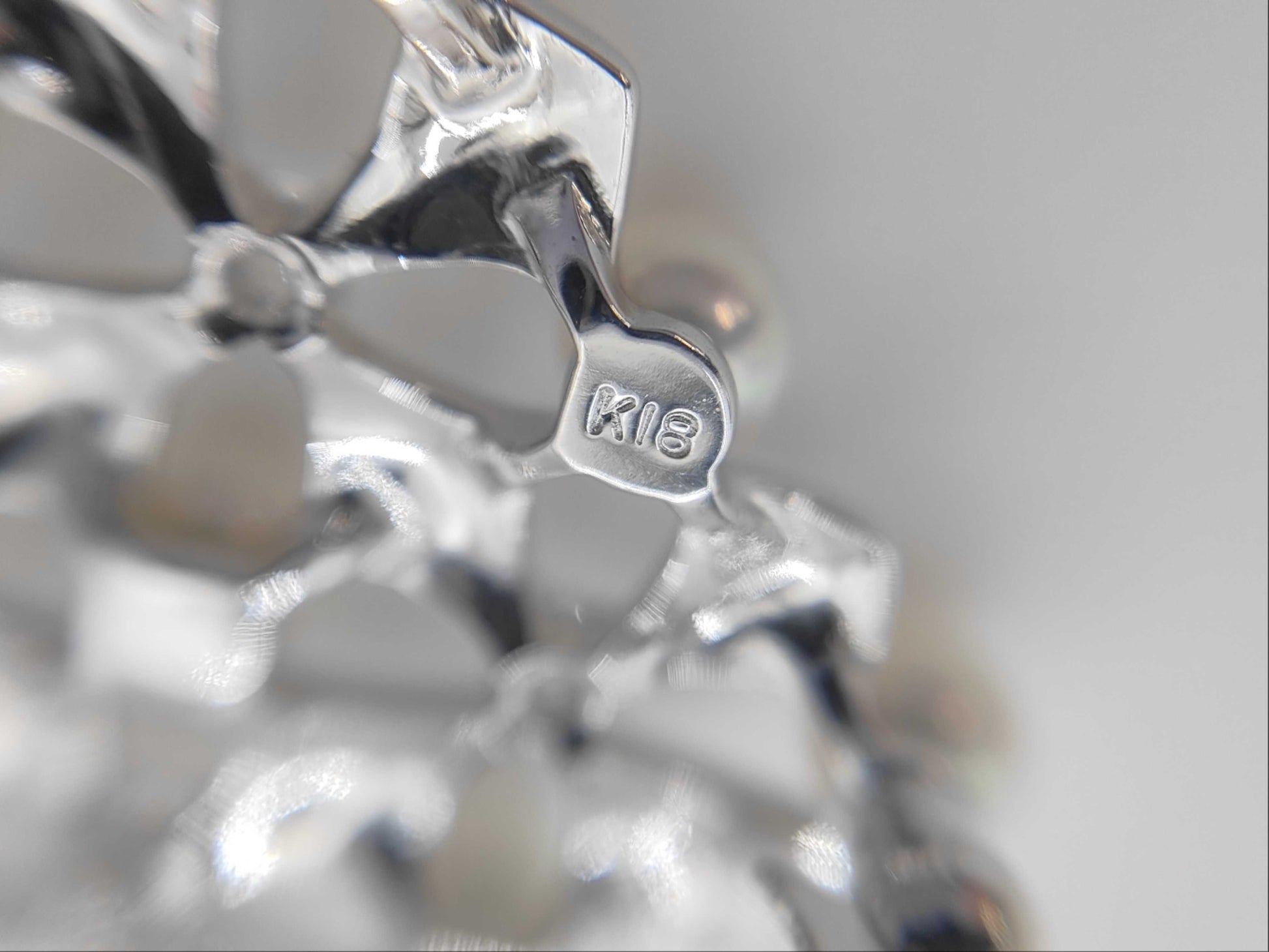 MIKIMOTO Pearl Brooch, Diameter approx. 3.8-4.0mm, Diamond, 18K Gold, 6.8g 