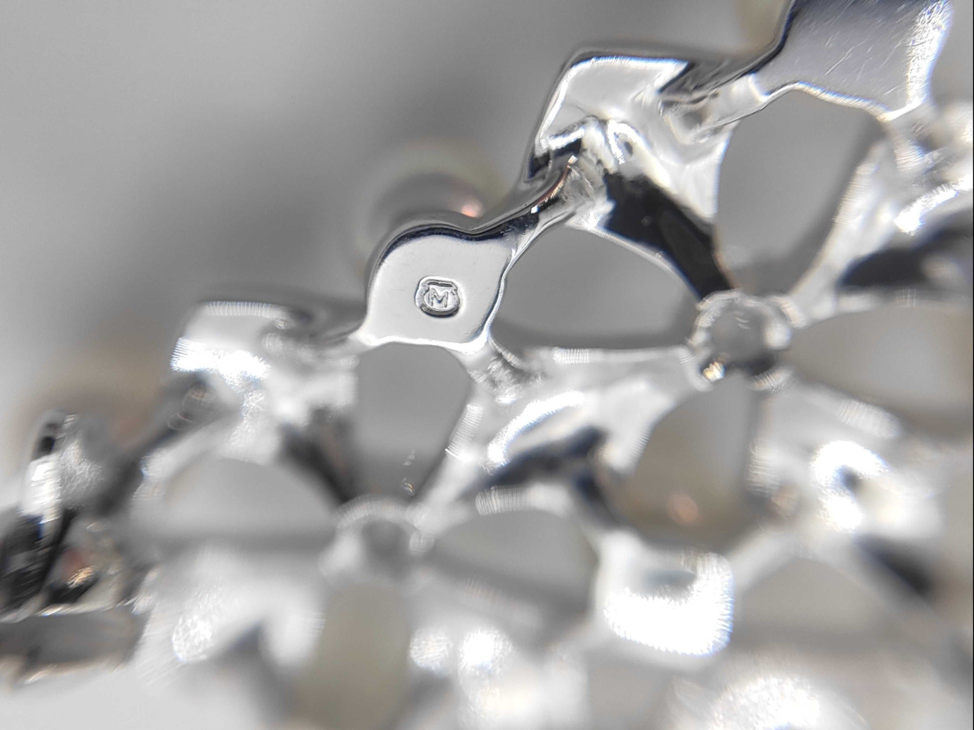 MIKIMOTO Pearl Brooch, Diameter approx. 3.8-4.0mm, Diamond, 18K Gold, 6.8g 