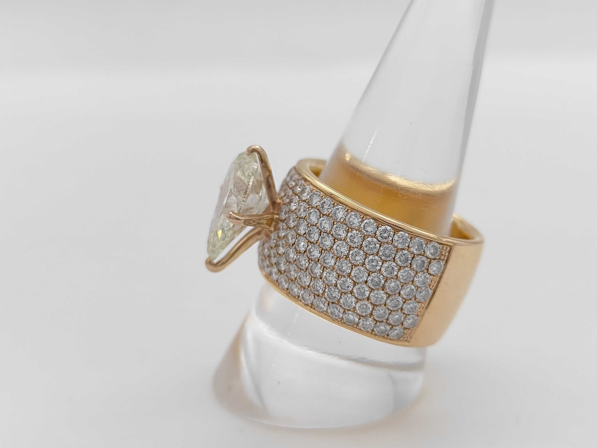 LDH D4.025ct FD3.25ct K18 28.1g Ring 