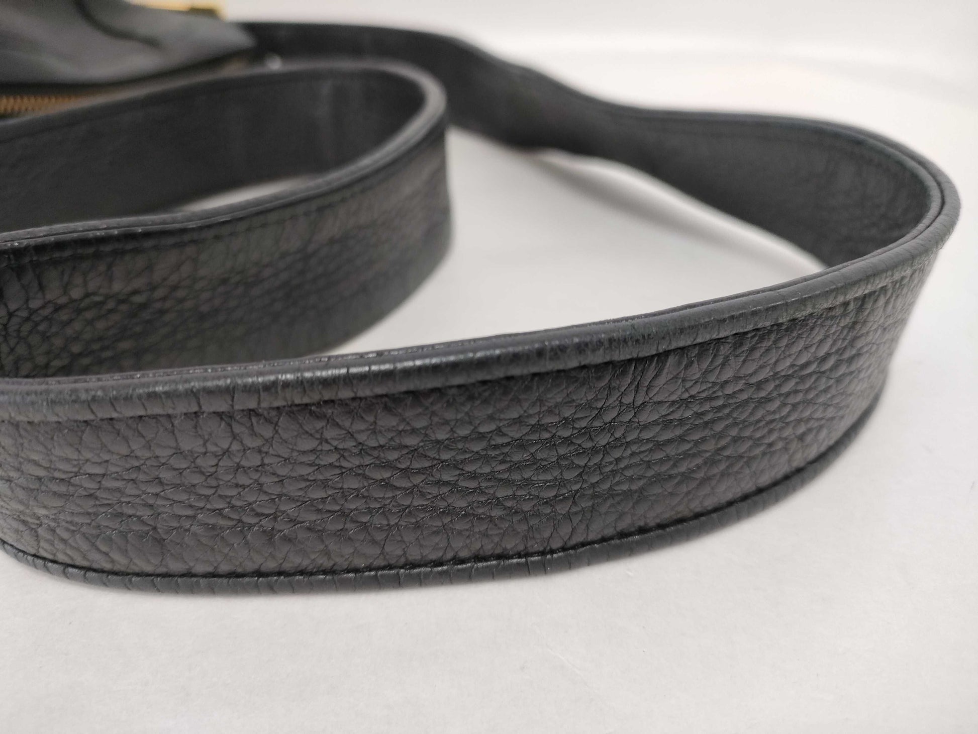 GUCCI GG Leather Black Shoulder Bag