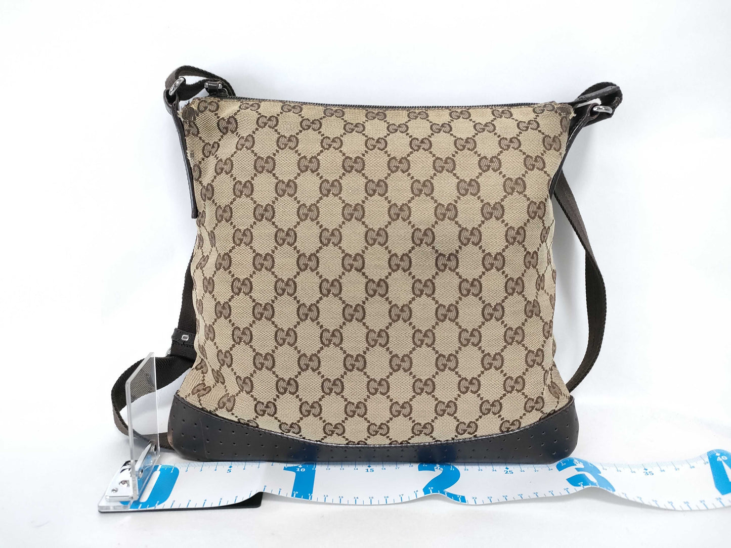 GUCCI GG Canvas Shoulder Bag Gucci GG Canvas Shoulder Bag