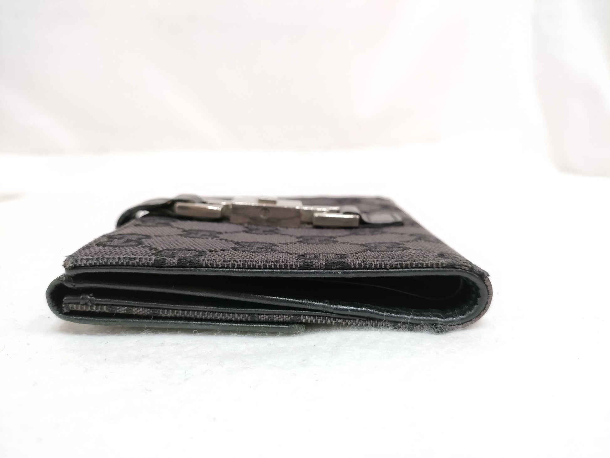 GUCCI GG Canvas Gucci Wallet Jackie Line GG Canvas Wallet