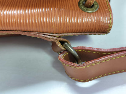 LOUIS VUITTON Epi LV Epi Noe AR1913 Brown Shoulder Bag