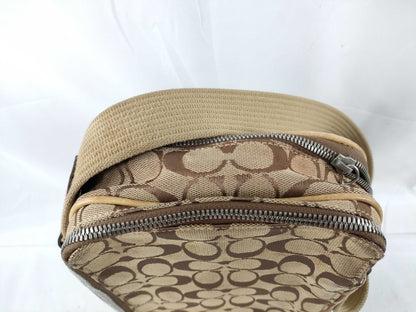 COACH Shoulder Bag Pochette Signature Brown Canvas Shoulder Bag