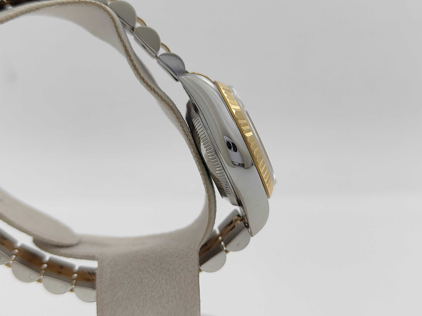 ROLEX 69173G S543794 Champagne Dial Jubilee Bracelet Women's Watch