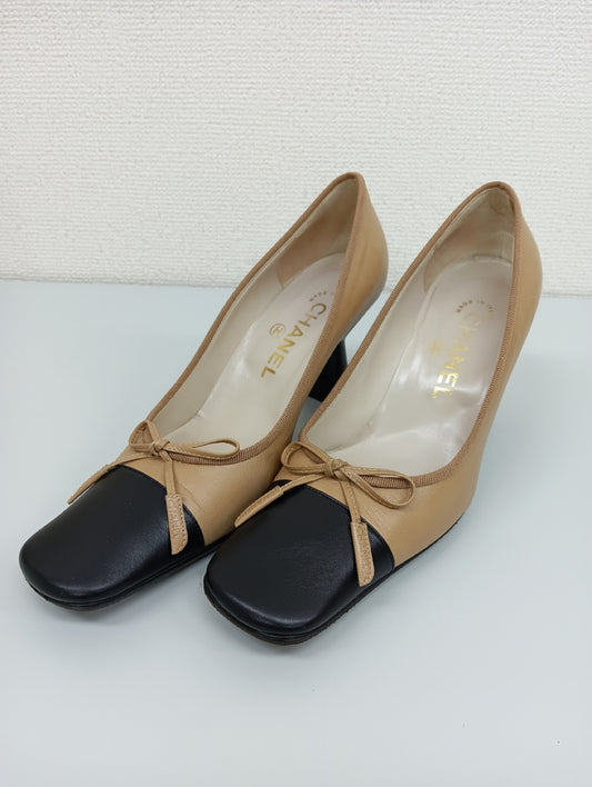 CHANEL Ribbon Leather Pumps, Two-Tone, Size 36
