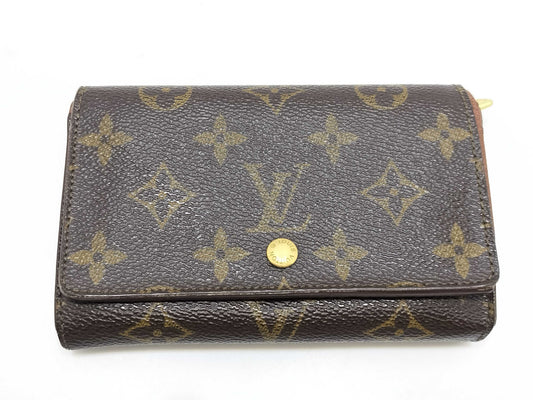 LOUIS VUITTON Monogram Tresor Wallet