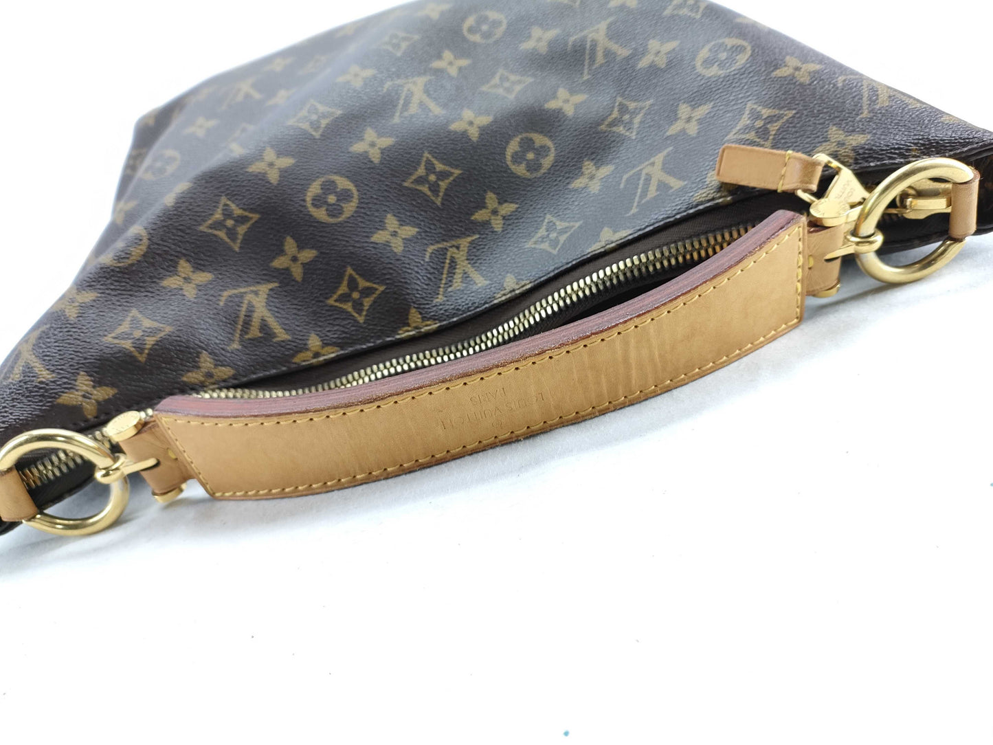 LOUIS VUITTON Monogram Louis Vuitton Sully PM Handbag