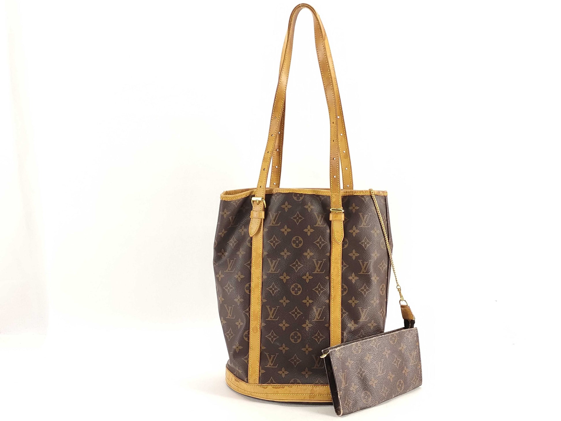 LOUIS VUITTON Monogram Louis Vuitton Bucket GM Tote Bag