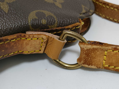 LOUIS VUITTON Monogram Louis Vuitton Dollau Shoulder Bag
