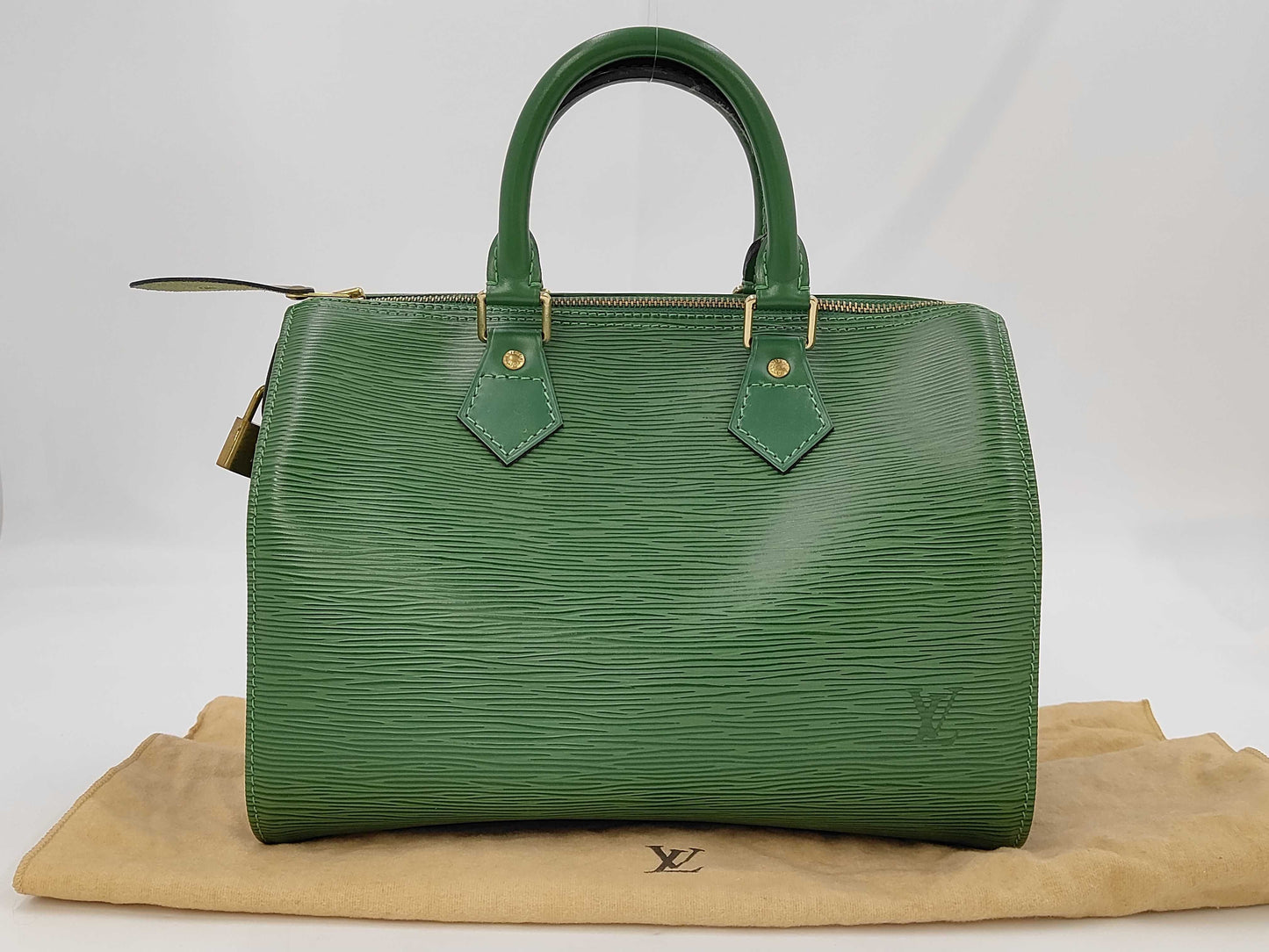 LOUIS VUITTON Epi Leather Louis Vuitton Speedy 25 M43014 Borneo Green Bag Handbag 