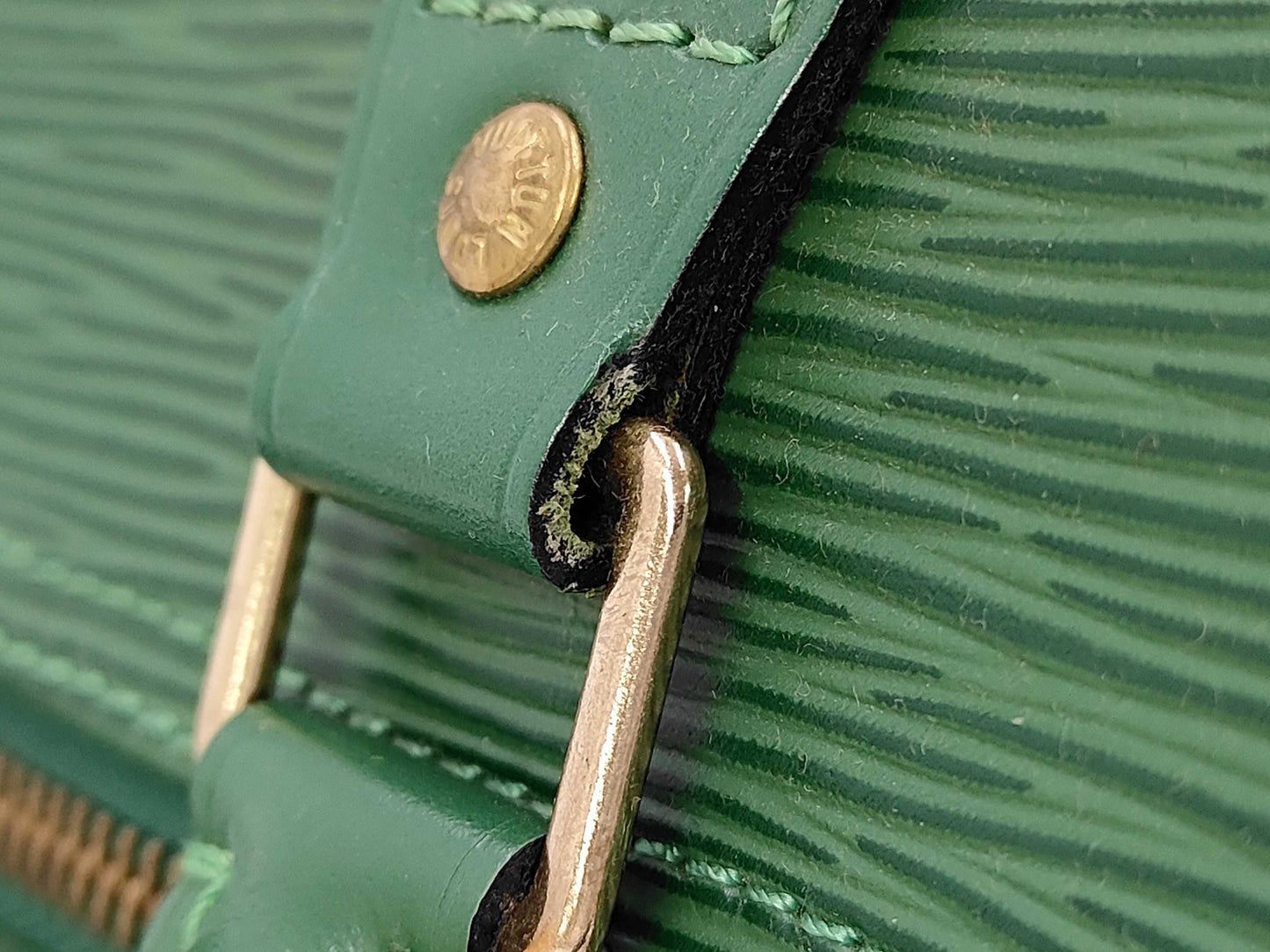 LOUIS VUITTON Epi Leather Louis Vuitton Speedy 25 M43014 Borneo Green Bag Handbag 