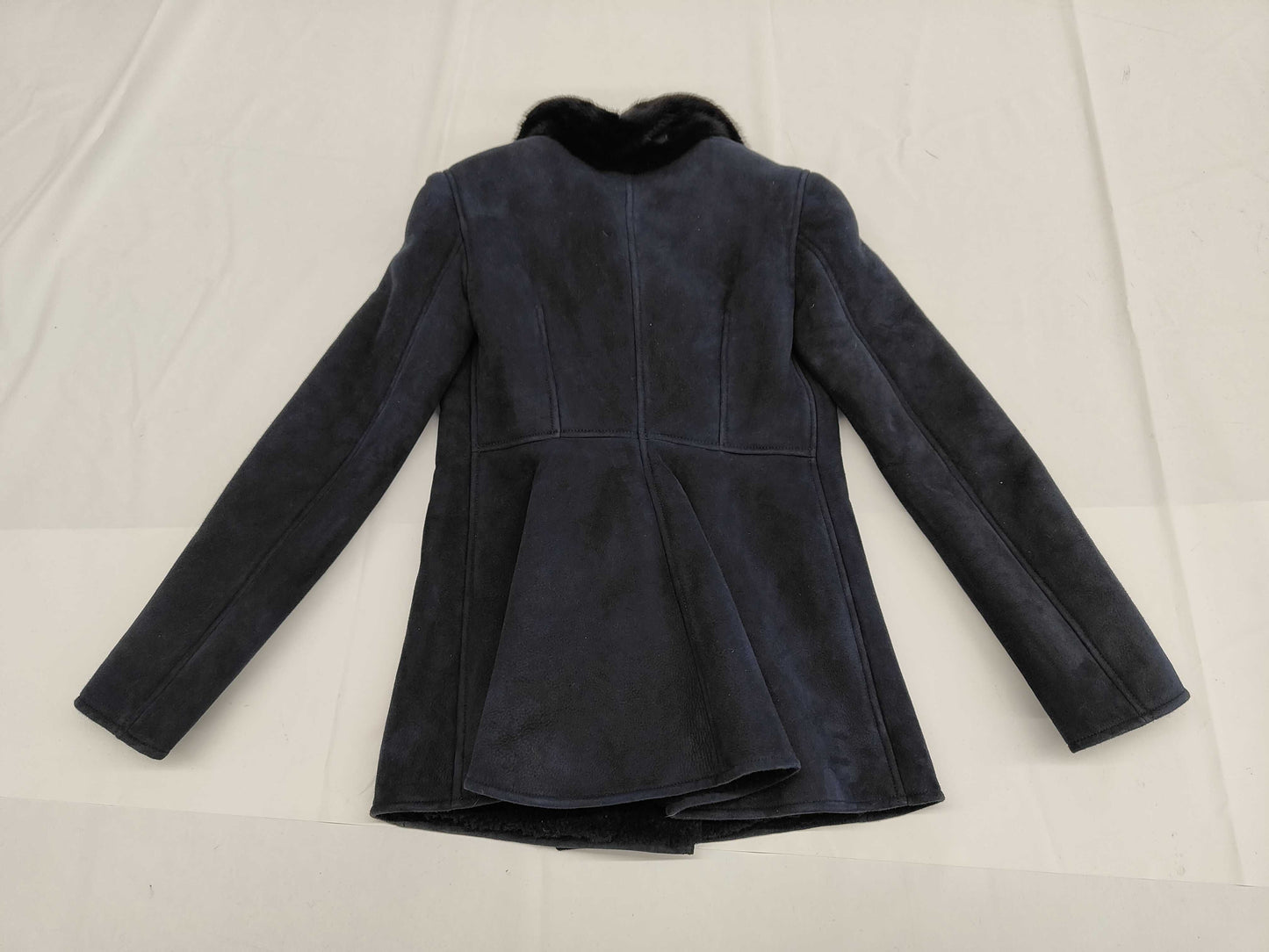 VALENTINO Excellent condition VALENTINO mink fur and mouton coat with current tag