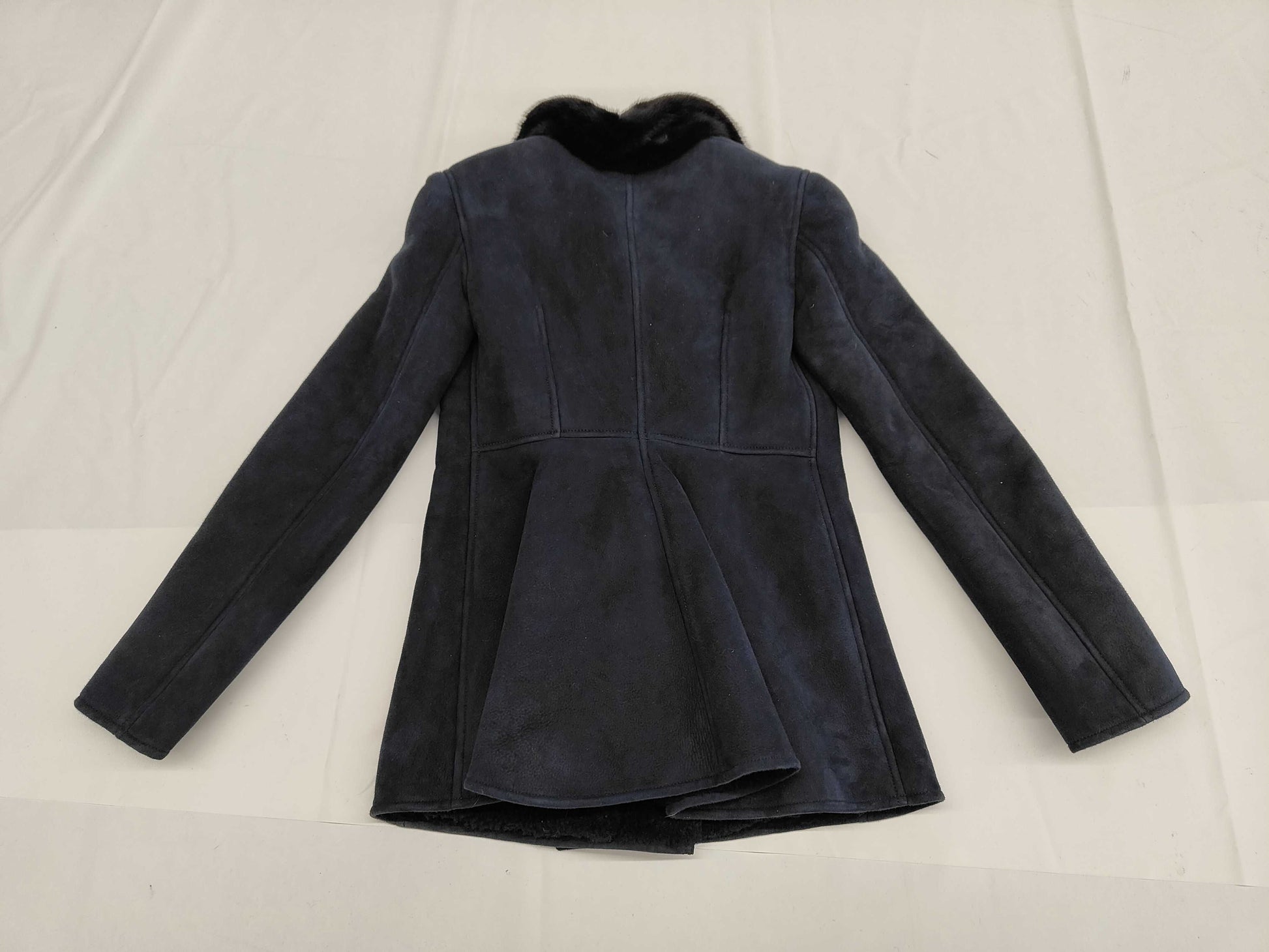 VALENTINO Excellent condition VALENTINO mink fur and mouton coat with current tag