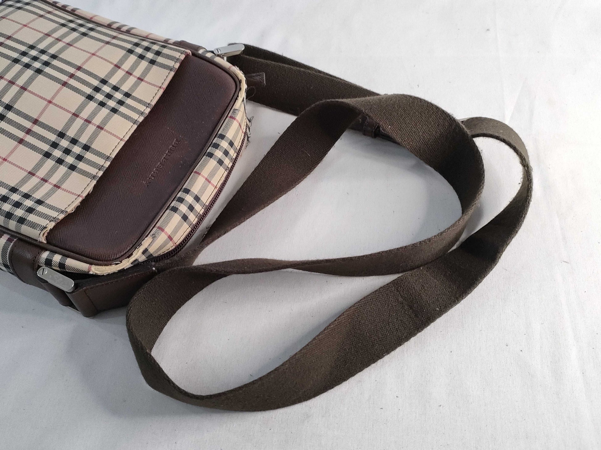BURBERRY Nova Check Shoulder Bag