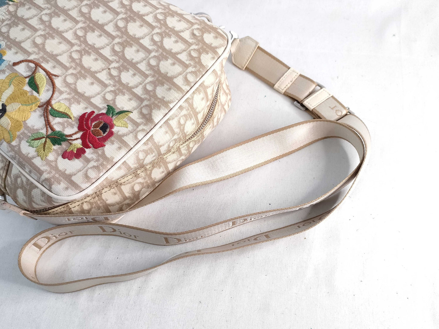 Dior Trotter Christian Dior Shoulder Bag Trotter Flower Embroidered Shoulder Bag