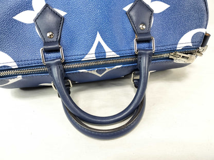 LOUIS VUITTON Speedy 30 Bandouliere Handbag