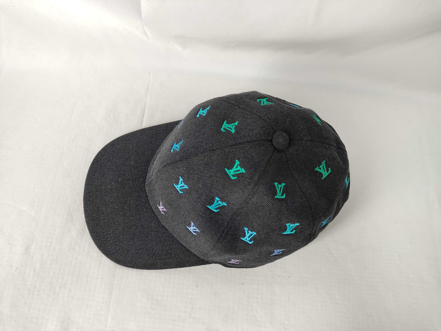 LOUIS VUITTON Louis Vuitton Monogram Embroidered Cap Other Apparel