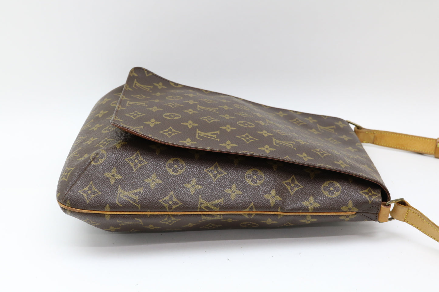 LOUIS VUITTON Monogram Musette Shoulder Bag
