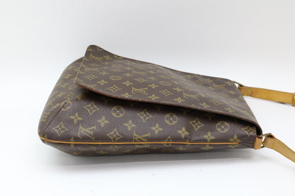 LOUIS VUITTON Monogram Musette Shoulder Bag